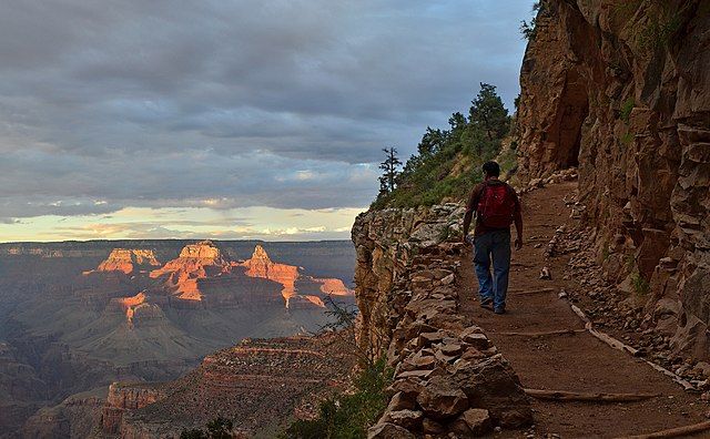 Bright Angel Trail Grand Canyon - Grand Canyon Itinerary with kids